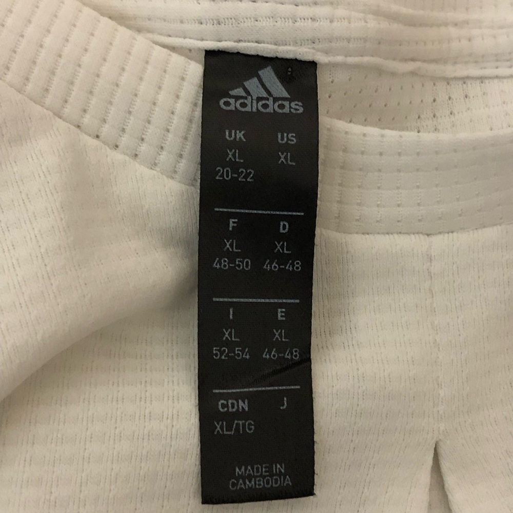 Adidas XL Women’s White Athletic Short Sleeve Tee - Picture 6 of 7